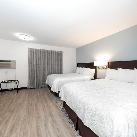 Red Roof Inn Plus+ & Suites Naples Downtown-5Th Ave S Экстерьер фото